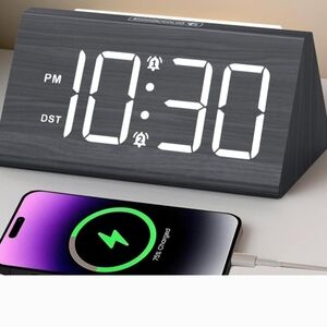 Digital Alarm Clock with Charging